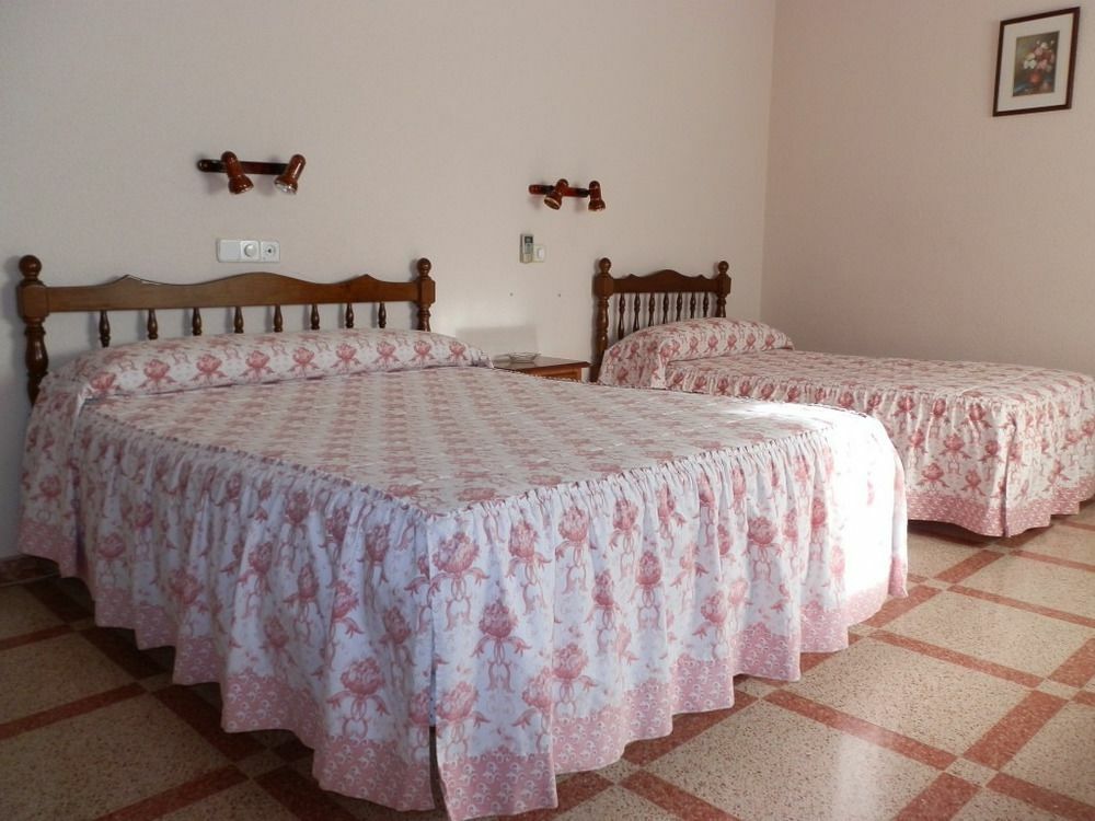 קונסוואגרה Hostal San Poul מראה חיצוני תמונה